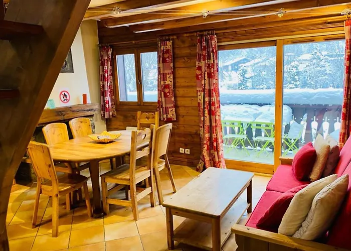 Mont Blanc View Apt In The Heart Of Chamonix