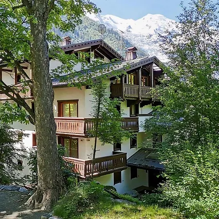 Mont Blanc View Apt In The Heart Of Chamonix Exterior foto
